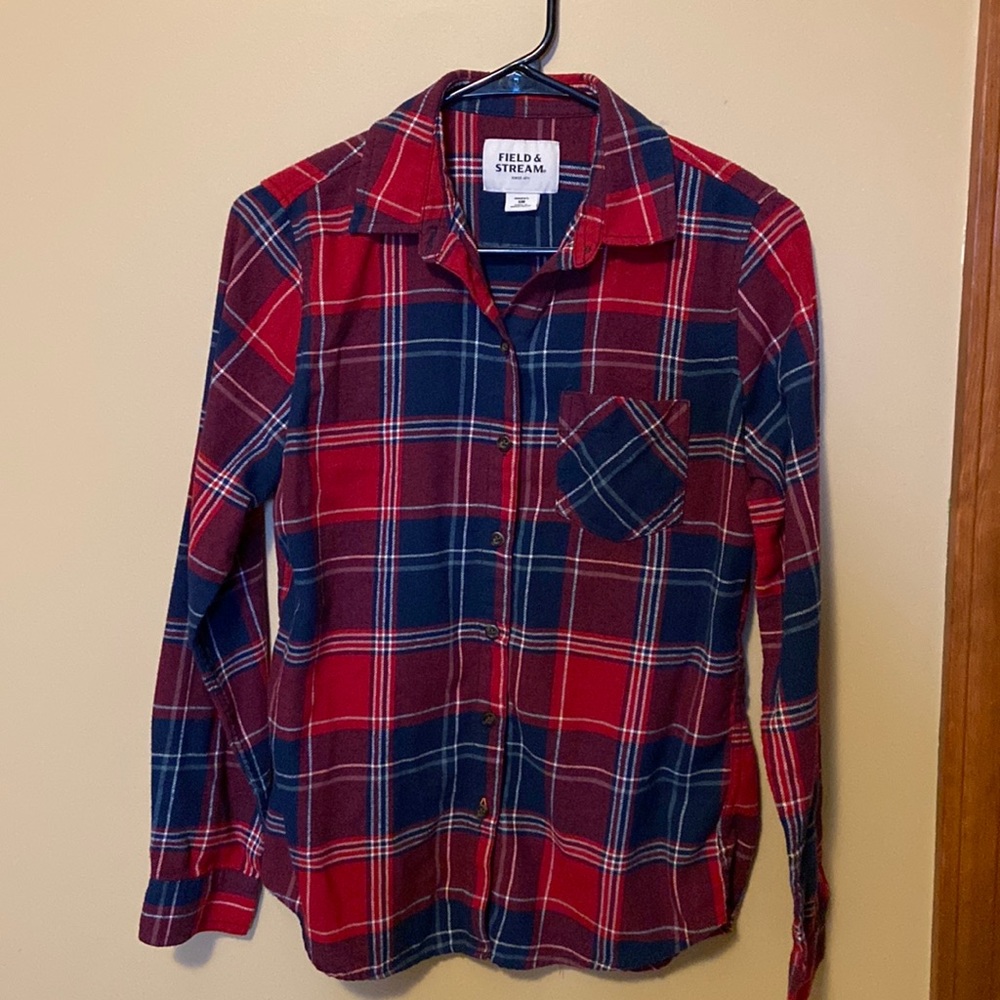 Field and Stream shirt from Cabela’s. Size small red, navy, and white